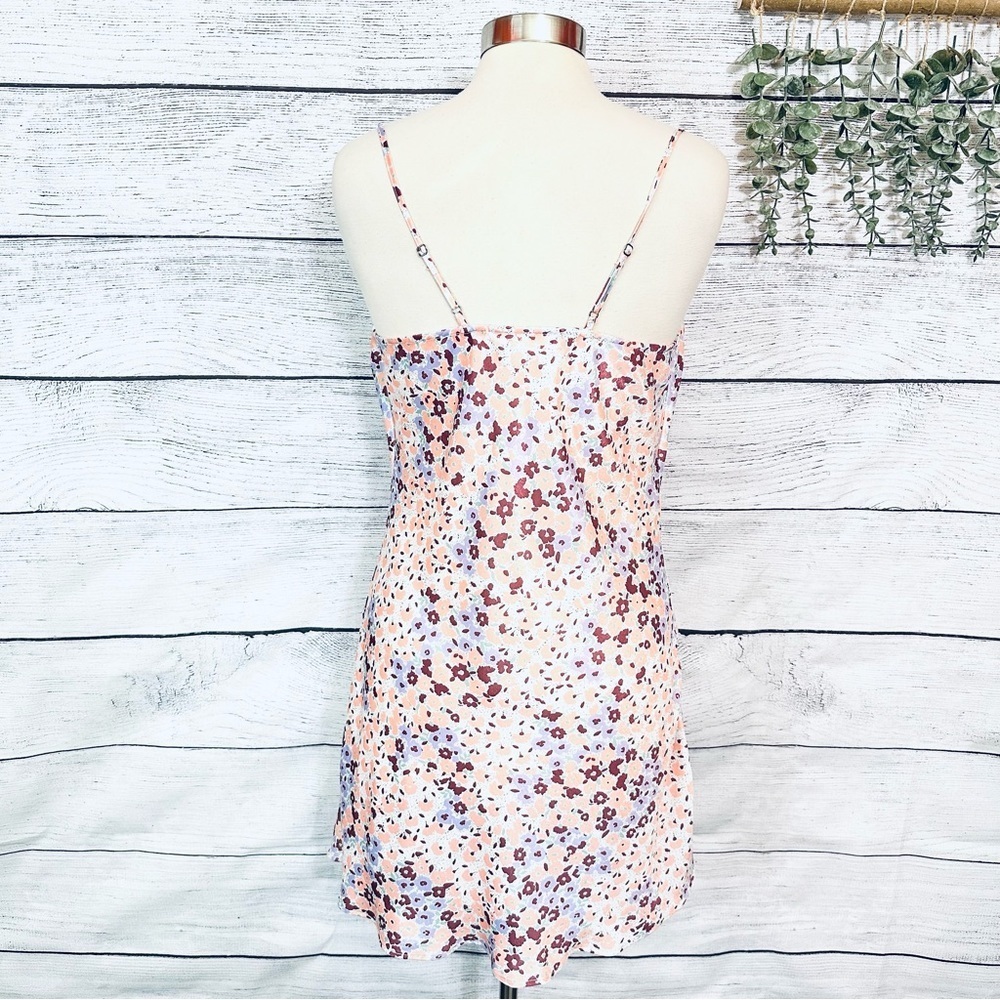 3/$22🩶 Lola Grace Multicolor Floral Sleeveless Satin Dress Sleeveless Cute M - Picture 6 of 9